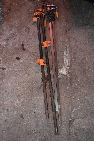 2 Wood Clamps and 2 Bar Clamps