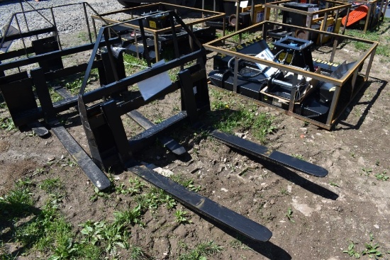 AGT Quick Attach 48" Pallet Forks