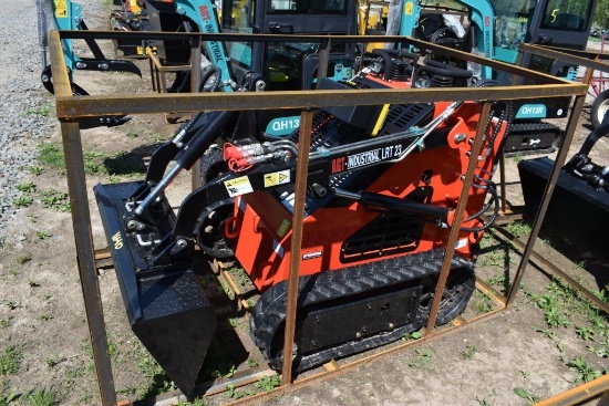 AGT Industrial LRT 23 Skid Steer with Tracks