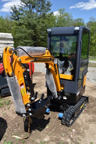 Miva VA13C Mini Excavator