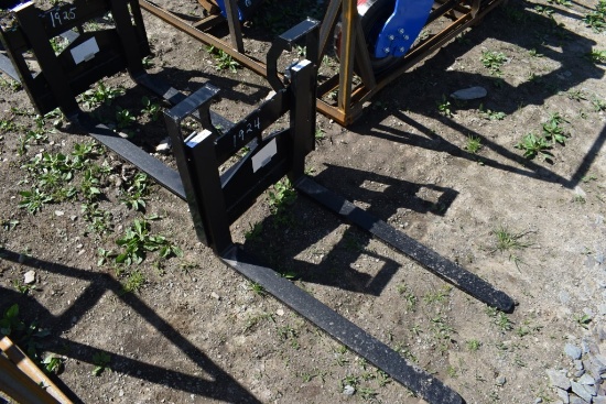 Mini Quick Attach 35" Pallet Forks