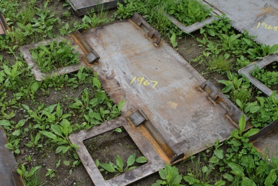 Quick Attach Plate with Walk Through