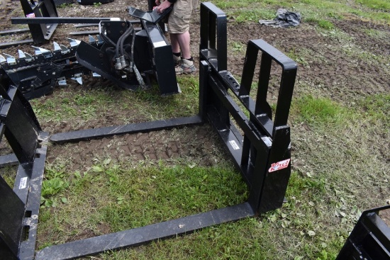 Kivel 4200lb Walk Through Quick Attach 48" Pallet Forks