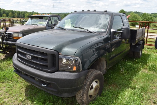 2002 Ford F-350 Super Duty Stake Body Truck