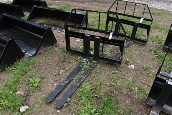Kivel Quick Attach 3500 lb. Pallet Forks