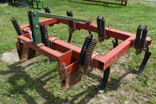 Brillion 6' 7 Shank Chisel Plow