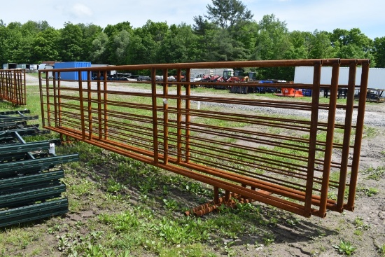 24' x 68" Heavy Duty Corral Panel