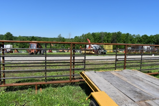 24' x 68" Heavy Duty Corral Panel with Gate