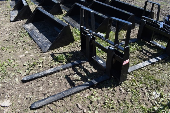 Kivel Quick Attach 4200lb 48" Walk Through Pallet Forks