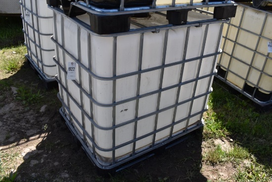 275 Gallon Liquid Tote