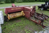 New Holland 315 Hayliner Square Baler