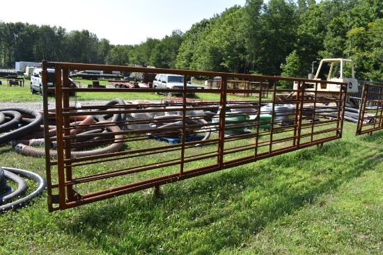 24' x 68" Heavy Duty Corral Panel with Gate