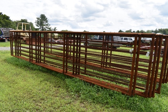 24' x 68" Heavy Duty Corral Panel