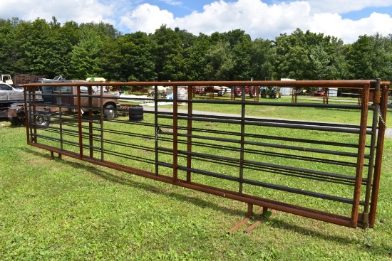 24' x 68" Heavy Duty Corral Panel with Gate