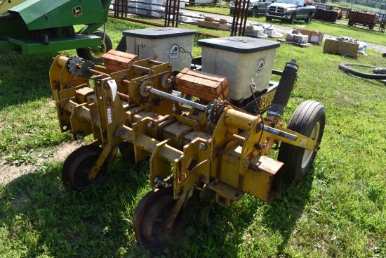 Buffalo Plateless 3 Point Planter