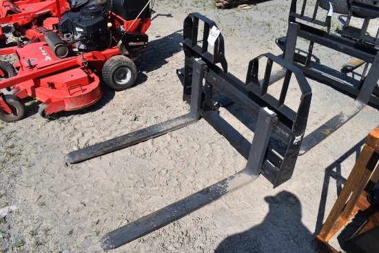 Bobcat Quick Attach Pallet Forks