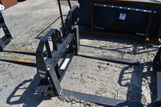 Bobcat Quick Attach Pallet Forks