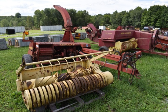 New Holland 790 Chopper with Hay Head