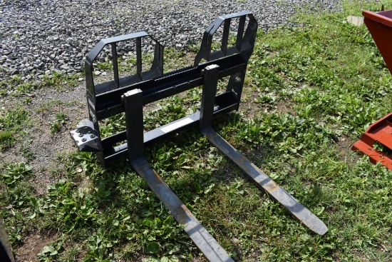 Bobcat Quick Attach Pallet Forks