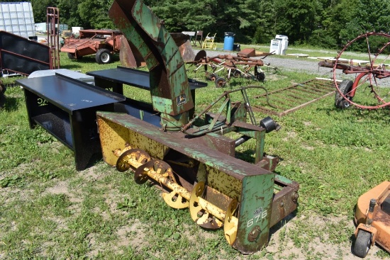 John Deere 676 Snow Blower