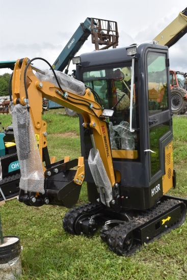 AGT Industrial H13R Mini Excavator