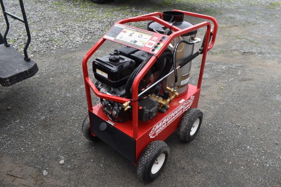 Magnum 4000 Series Gold Hot Water Pressure Washer