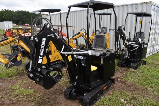 AGT Industrial QS12R Mini Excavator