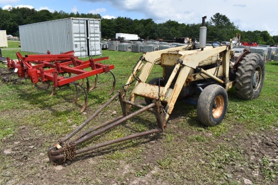 Ford 3500 Loader Tractor