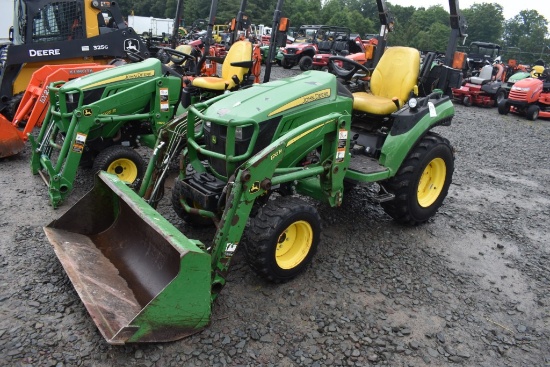 John Deere 2025R Loader Tractor