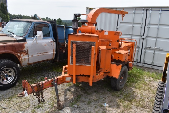 Brush Bandit Model 200 + Deisel Wood Chipper