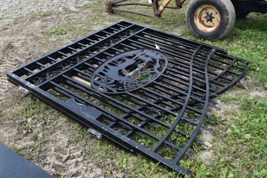 Great Bear 14' Bi-Parting Entrance Gates With Deer Scene