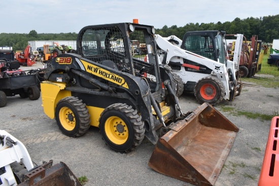 New Holland L218 Skid Steer