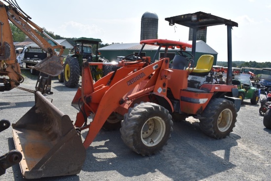 Kubota R520 Articulating Loader