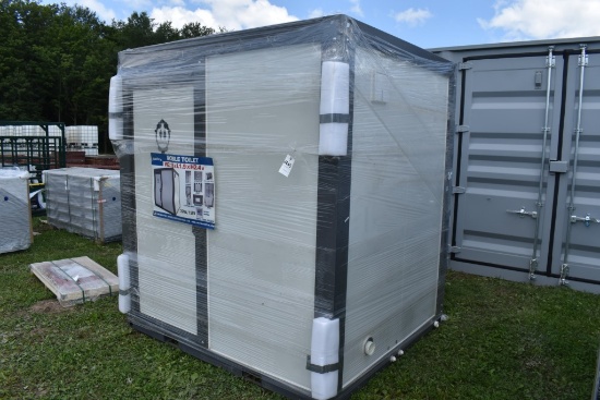 Bastone Mobile Bathroom with Show and Sink