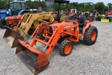 Kubota B2710 Loader Tractor