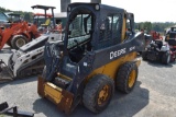 John Deere 320E Skid Steer