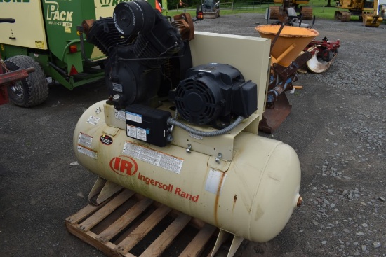 Ingersoll Rand 7100E15V Horizontal Air Compressor
