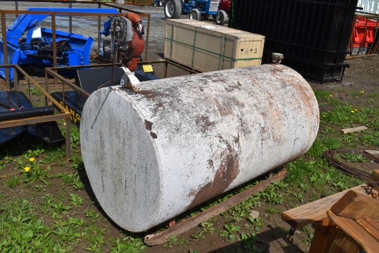 300 Gallon Fuel Tank with Hand Pump