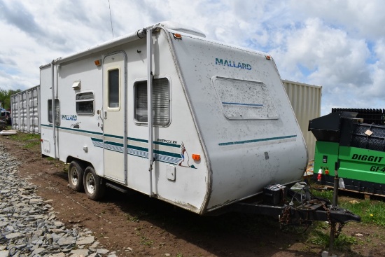 Fleetwood Mallard Feather Camper