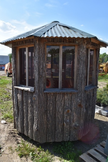 Octagon Hunting Stand