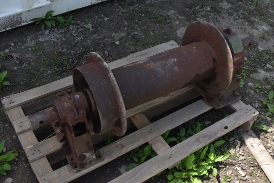 Silent Hoist and Crane Company Winch