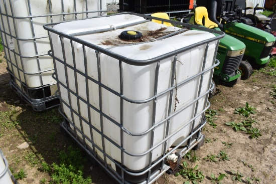 275 Gallon Liquid Tote