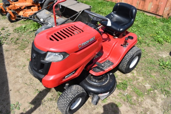 Troy Bilt Bronco Lawn Tractor