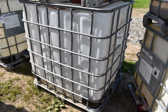 330 Gallon Liquid Tote