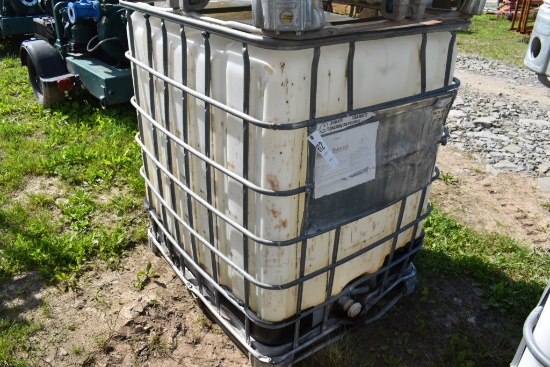 330 Gallon Liquid Tote
