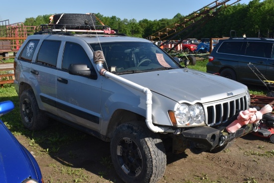 2006 Jeep Grand Cherokee Laredo