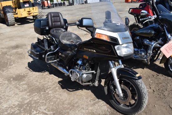 1986 Honda GL1200 Gold Wing Motorcycle