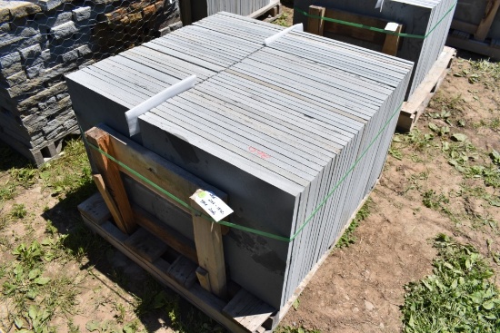 Pallet of 18" x 24" and 24" x 24" Bluestone Pieces