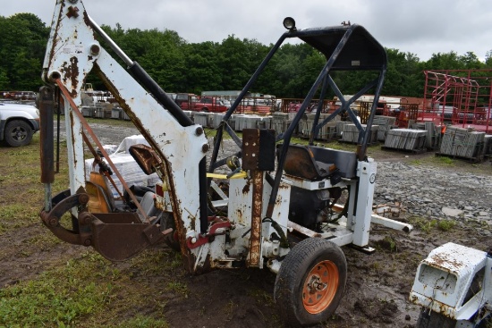 Go-For Digger CF6LM Tow Behind Excavator