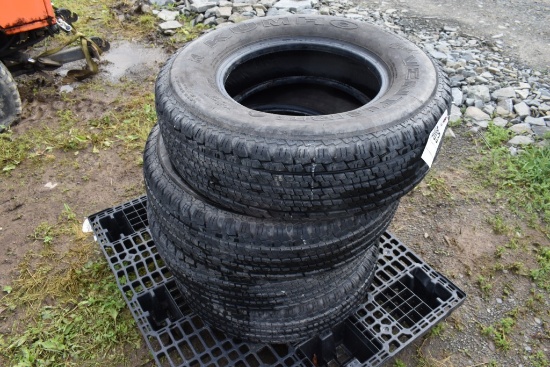 4 Kumho LT245/75R16 Tires